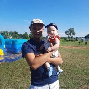 Meet your Posher, Zachary